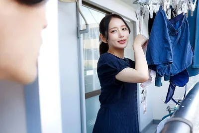 Mối tình ngắn ngủi với cô gái nhà kế bên đã có chồng cạnh bên