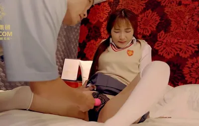 Em gái nhỏ dùng thân ghi sổ nợ cho bố vay tiền bọn xã hội đen