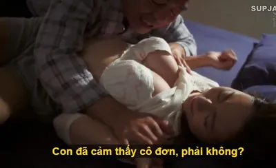 Thấy con trai mải mê công việc khiến người yêu con trai cô đơn lẻ loi, bố chồng nổi máu điên đè con dâu ra nện tưng bừng.